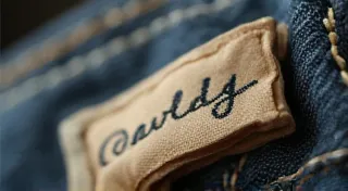 How to Spot a Genuine Vintage Piece: Identifying Authentic Details